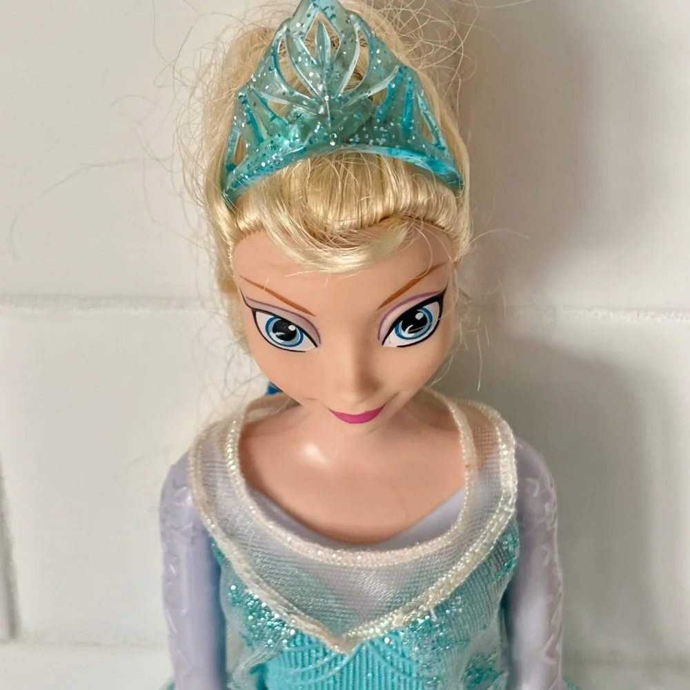 Disney queen elsa